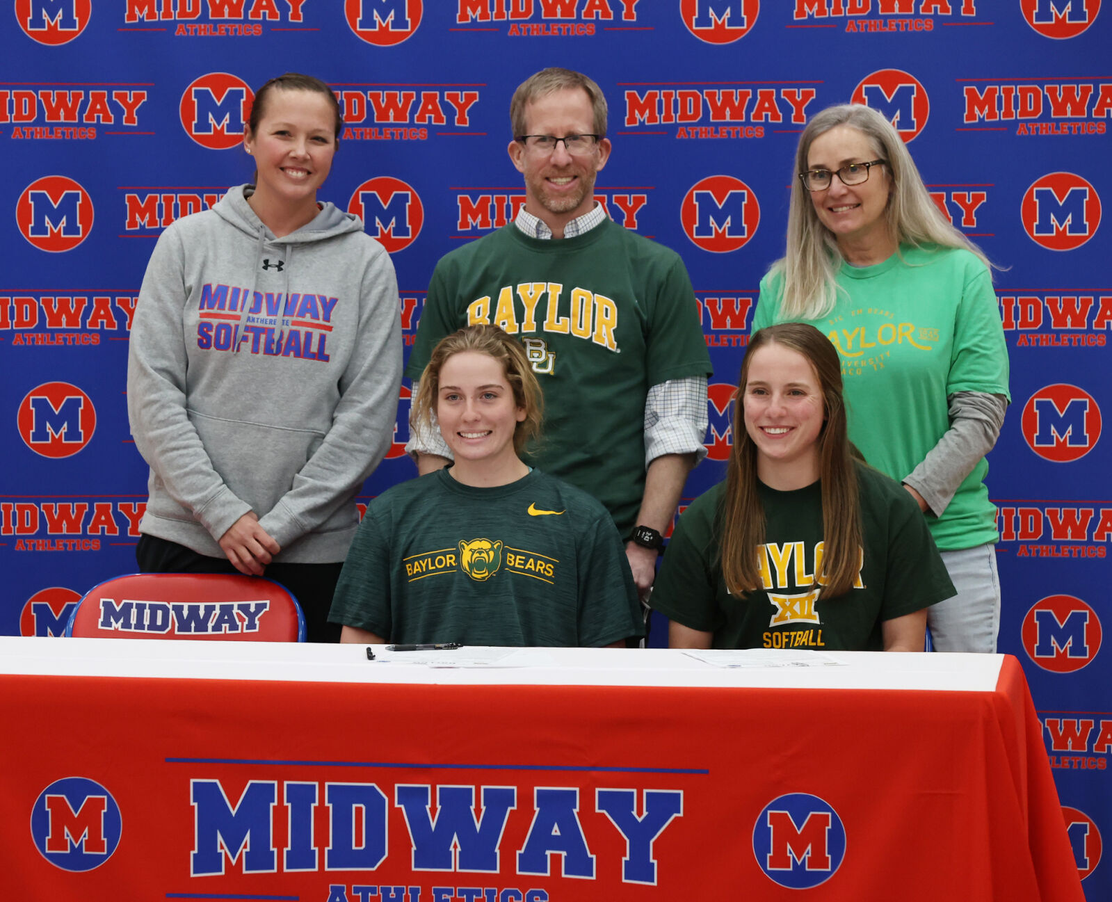 signing day Midway31.JPG